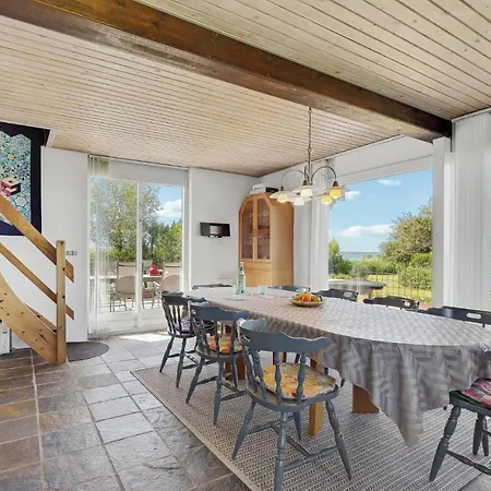 度假居 4 Bedroom In *